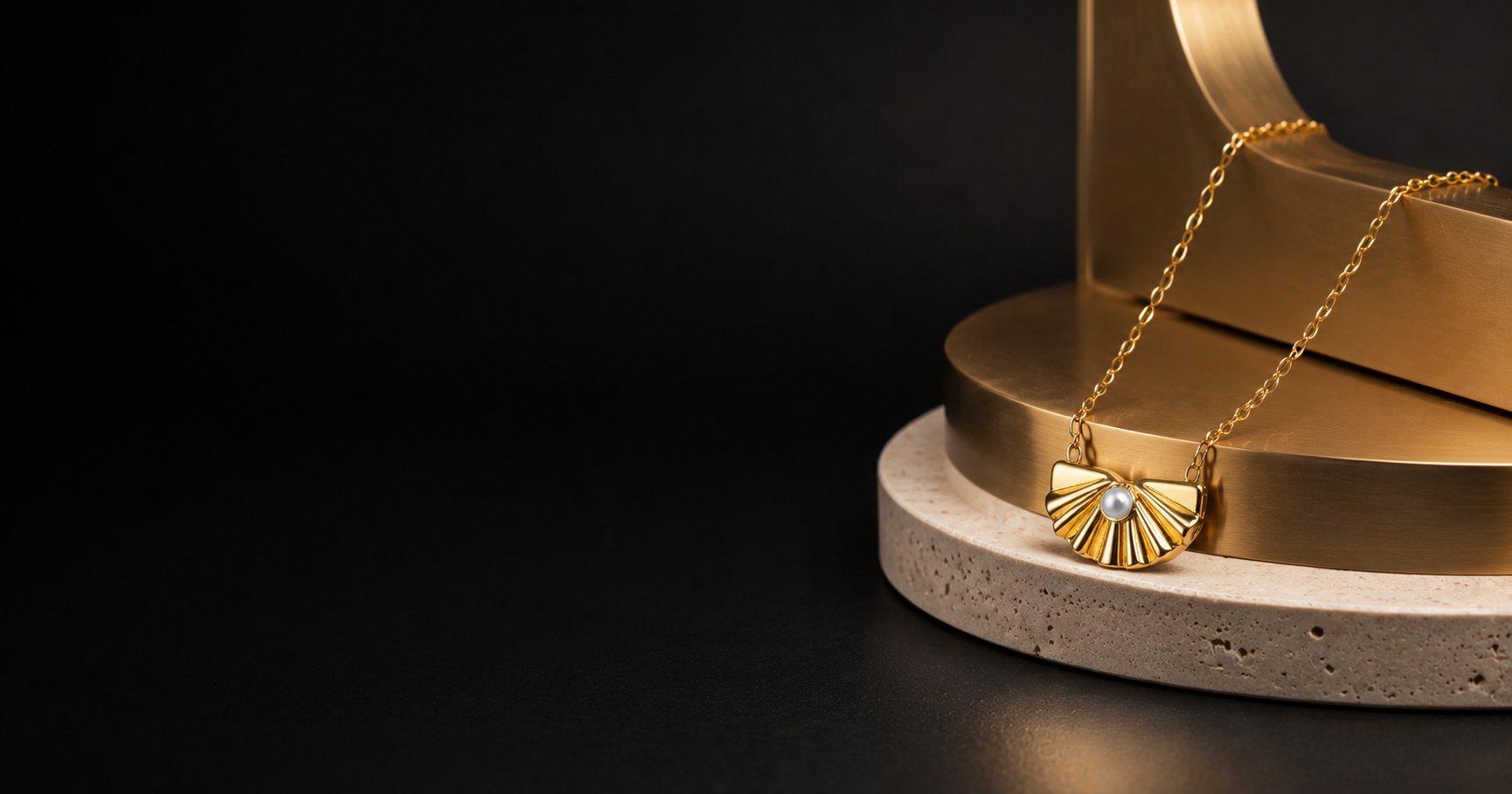 Charm Gold Plated Heart Bracelet