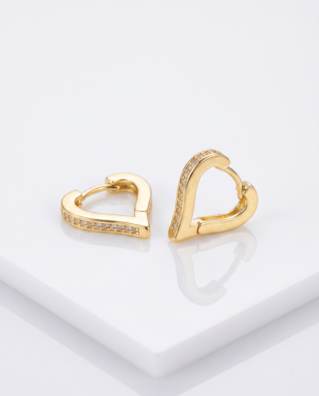FYER1038 - Gold Geometric Interlocking Square Drop Earrings | Alohi