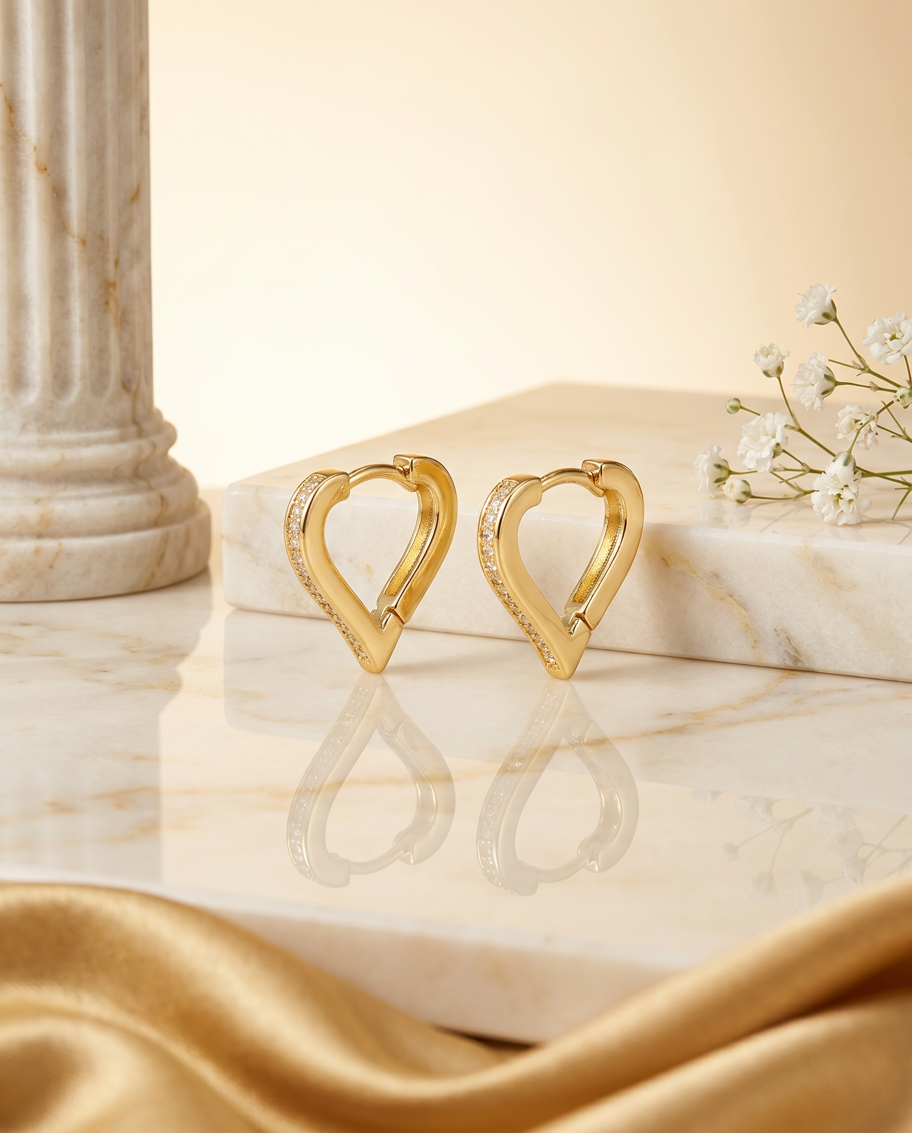 FYER1038 - Gold Geometric Interlocking Square Drop Earrings | Alohi