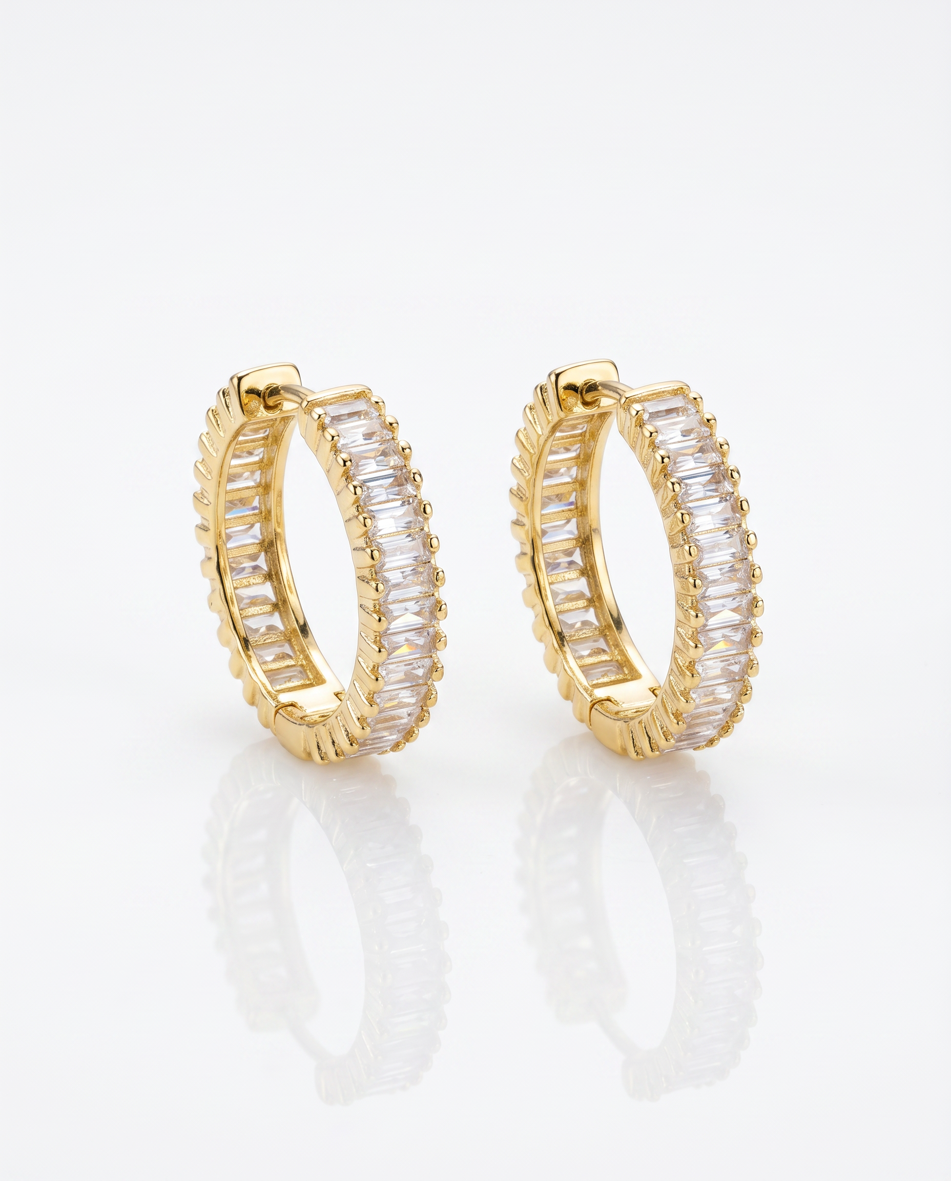 FYER1039 - Gold Minimalist Geometric Linear Crystal Drop Earrings | Alohi