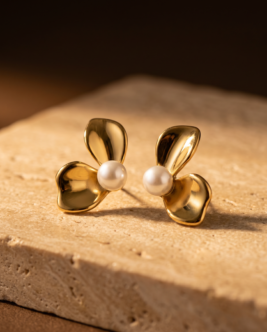 FYER1042 - Gold Cascading Multi Star Crystal Drop Earrings | Alohi